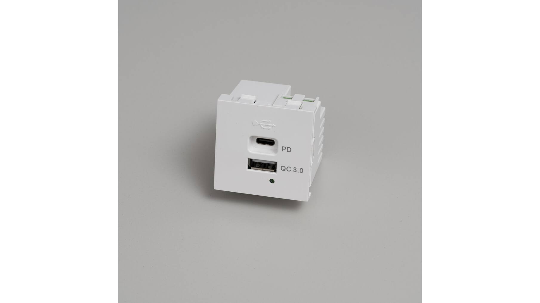 USB Module/USB A + C Quickcharge/45Mm/White