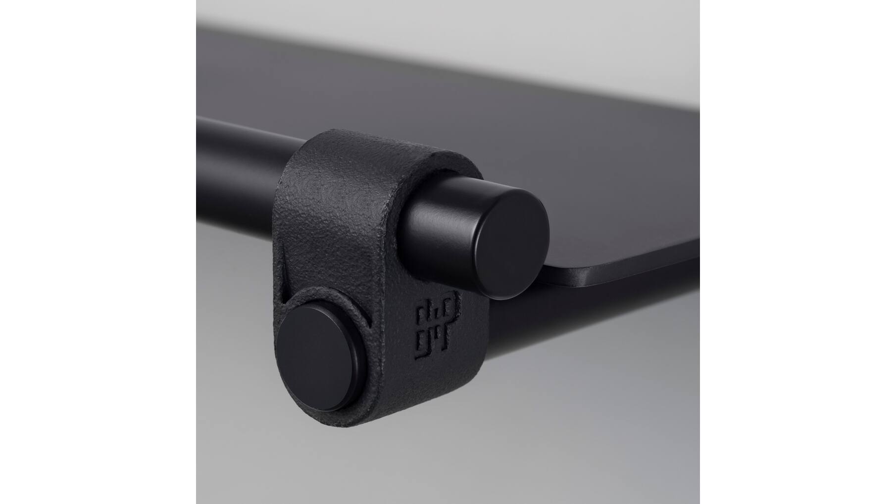 Shelf/Medium 600Mm/23.6 Inches/Cast/Welders Black