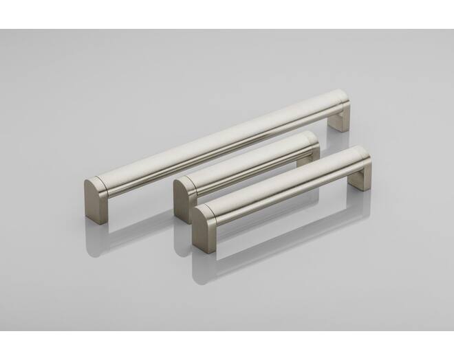 Greep RVS-look 128mm, buitenmaat 137mm, dikte 21.5mm