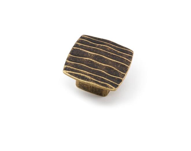 Knop ROUGH antiek messing 42x42mm