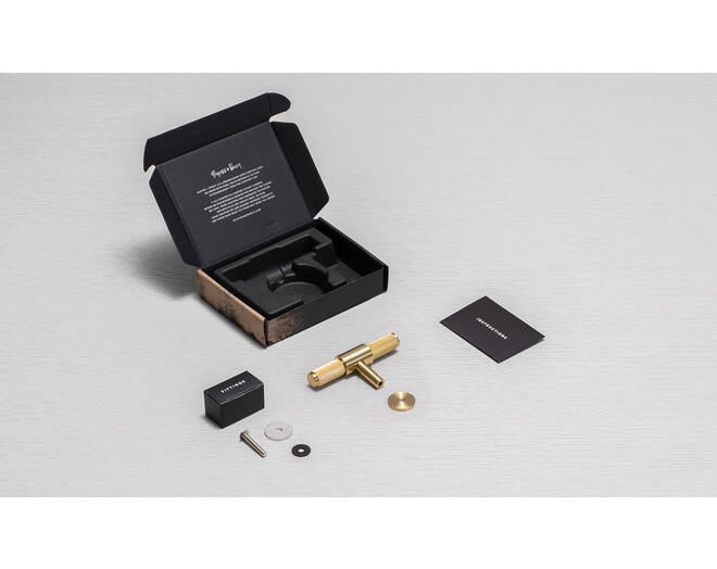 T-Bar/Cross/Brass