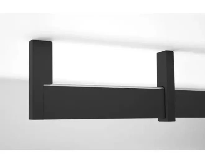 Roede 30x10mm mat zwart met rubber, lengte 2500mm