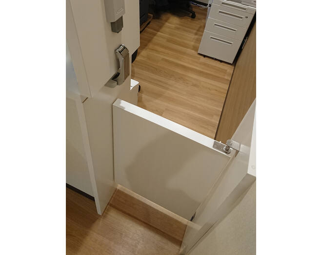 Klepopener met soft close, 10.5-13.5N, met stopper op 95gr