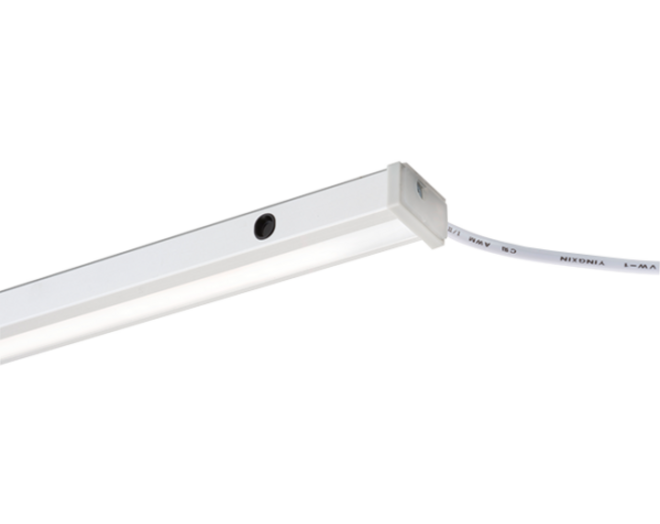 Baski-SF SHE 24V Alum Rechts voor kast 900mm