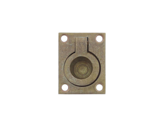 Luikring rechthoekig 50 x 39 mm messing getrommeld
