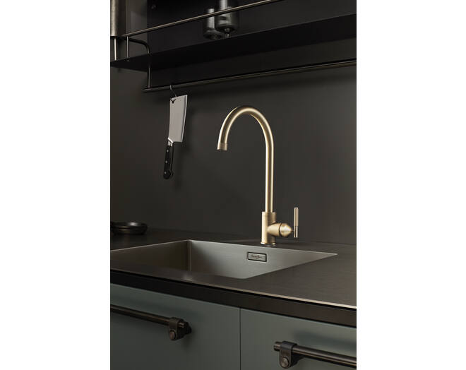 Type A Kitchen Tap/Cross/Mixer/Welders Black + Sp4688