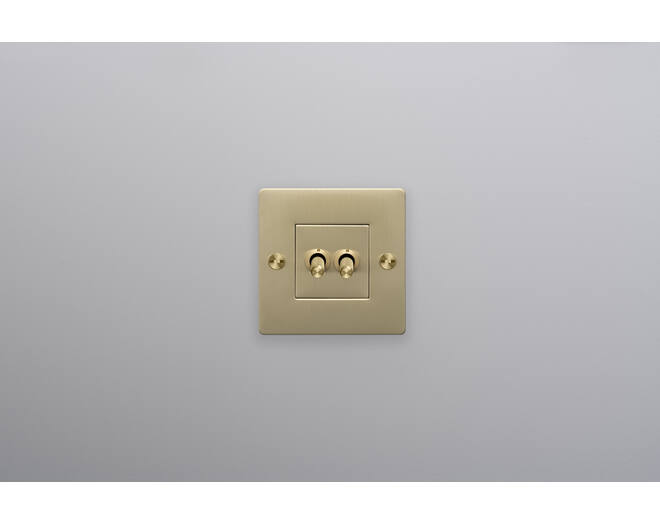 EU 1G Double Toggle Switch/w/out B+P Logo/Brass