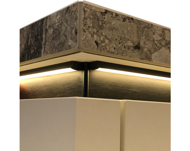 MC1407 2.0 aluminium 300Leds 24V Lengte: