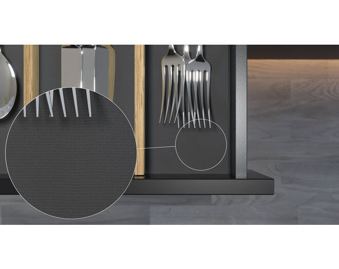 Antislipmat zilver hoog 480mmm, dik 1.2mm op rol van 20mtr