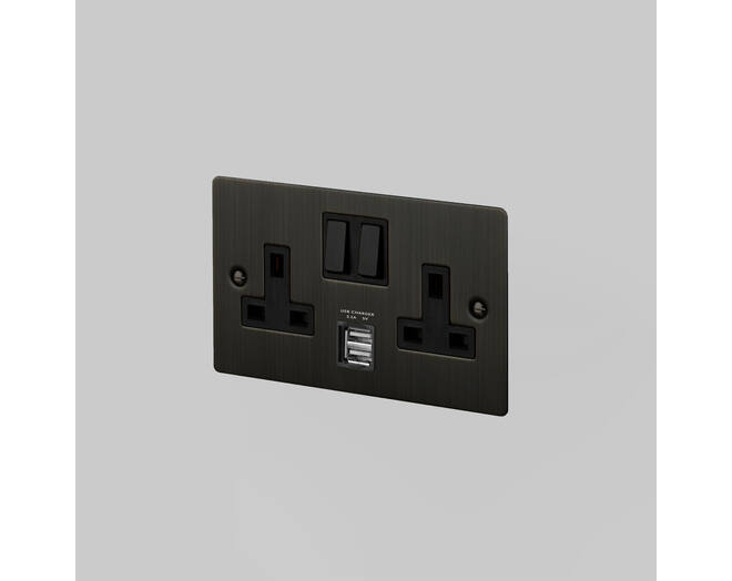 2G Socket + USB 3.1A/Smoked
