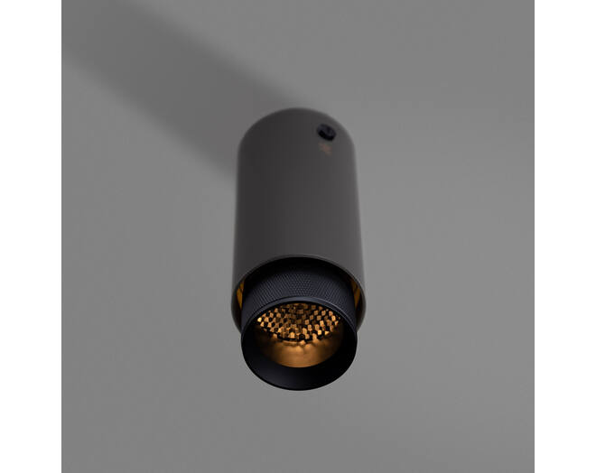 Exhaust Surface/Cross/Graphite/Black