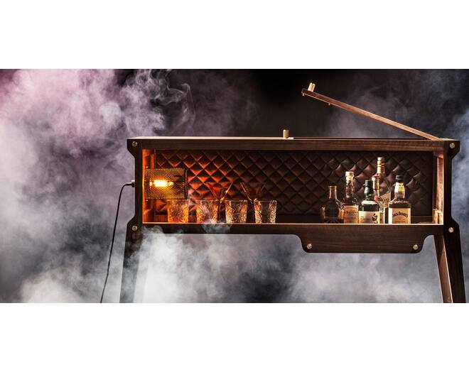 The Rockstar Bar/Walnut/Grey Berry Silk