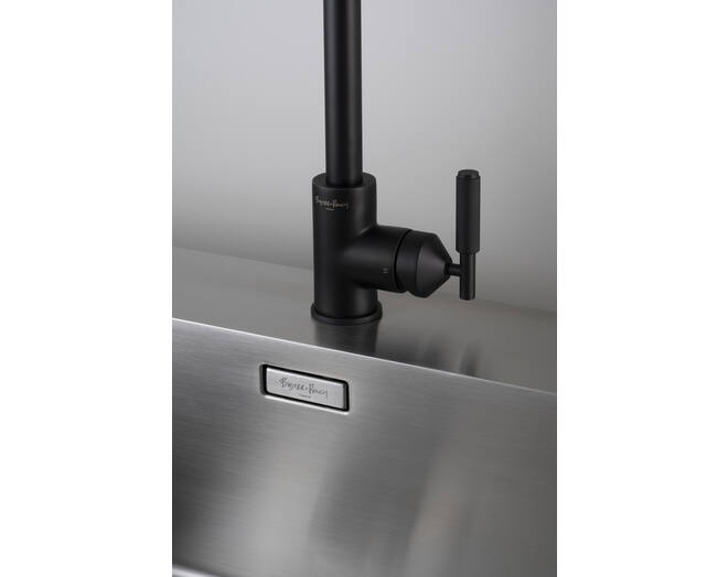 Type A Kitchen Tap/Cross/Mixer w/ Pull Out Spray