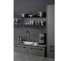 Hanger Shelf / Black 
