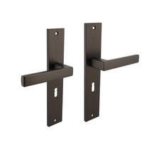 Deurkruk Hera op schild 245x45 mm sleutelgat 56 mm