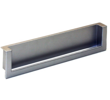 Komgreep buitenmaat 138x29mm mat chroom