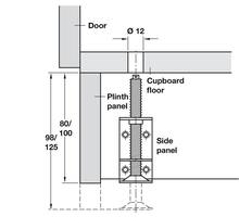 Plintbeugel 221 met stelschroef M10x100mm gemonteerd