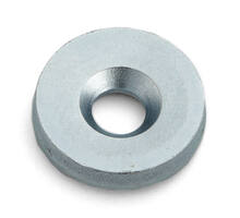 Contraplaat rond 15x3mm, met schroefgat, vernikkeld
