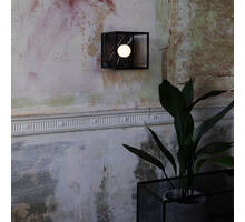 Punch Bulb Puck/E27 Dimmable/White Opaline/Glass